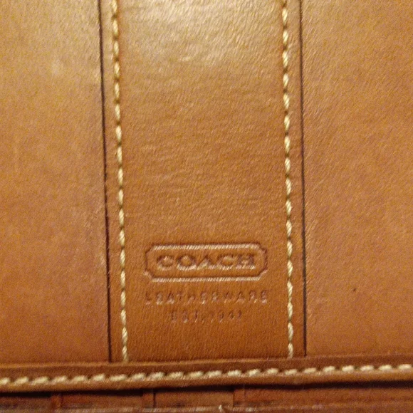 Coach Tan Leather Wallet - Picture 4 of 11